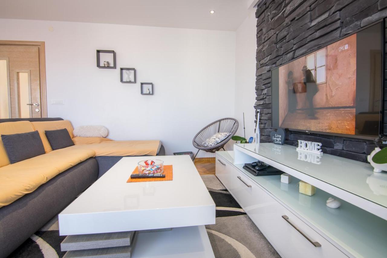 Apartman Petra Apartment Makarska Exterior photo