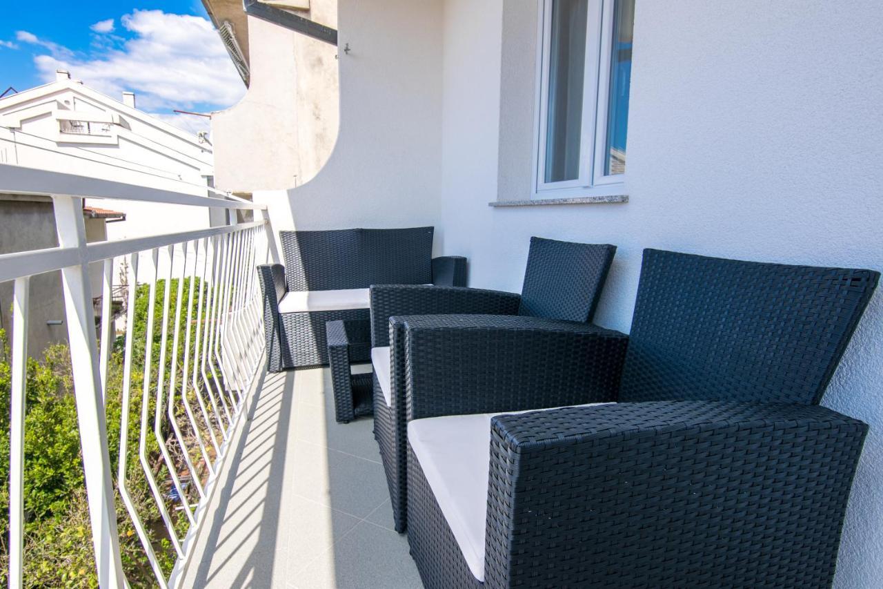 Apartman Petra Apartment Makarska Exterior photo