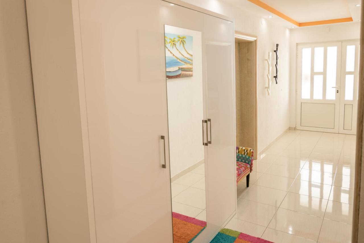 Apartman Petra Apartment Makarska Exterior photo