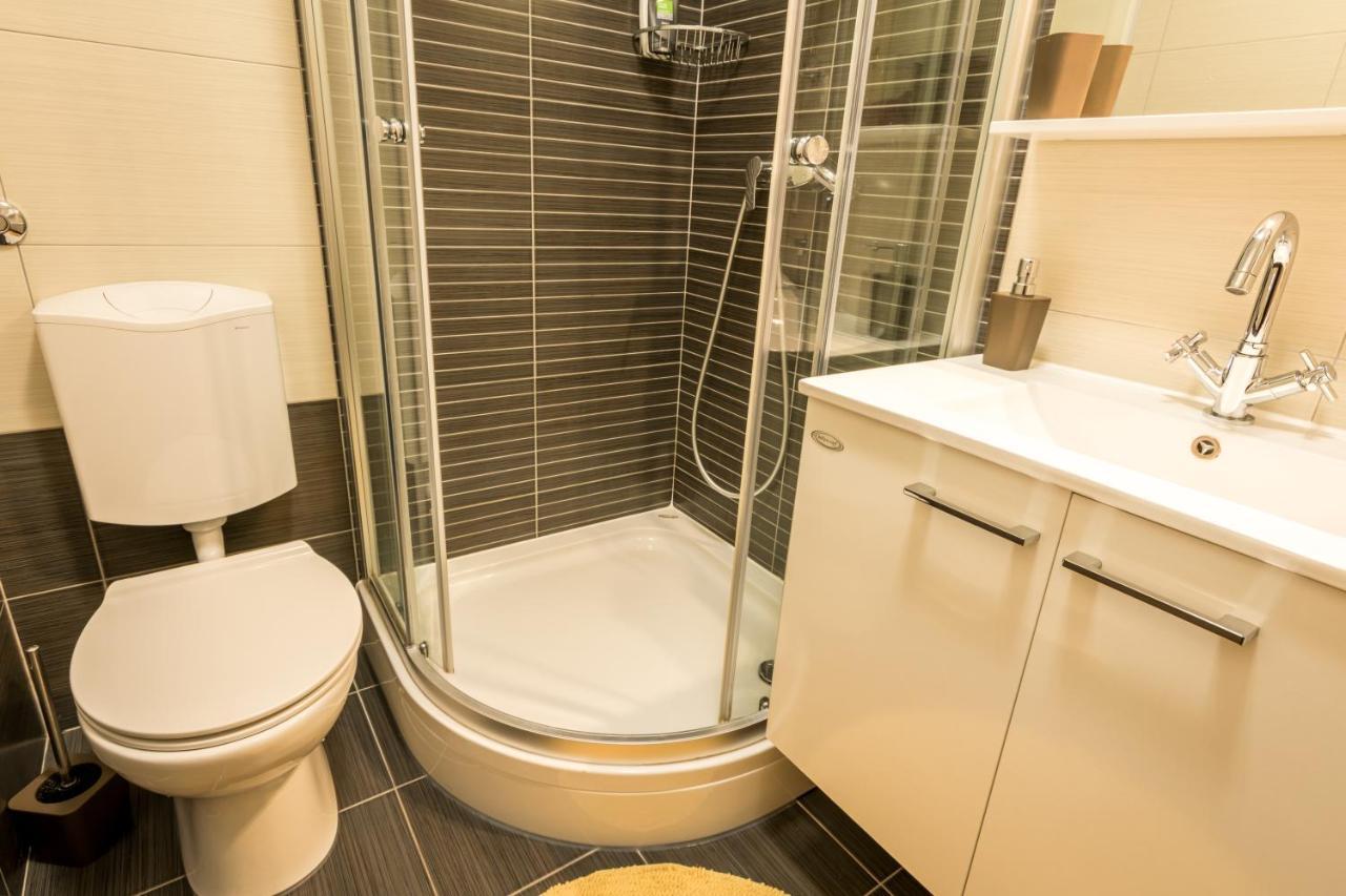 Apartman Petra Apartment Makarska Exterior photo